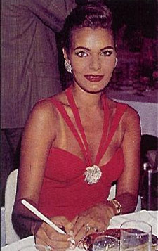 Maria Urbina, mujer polifactica